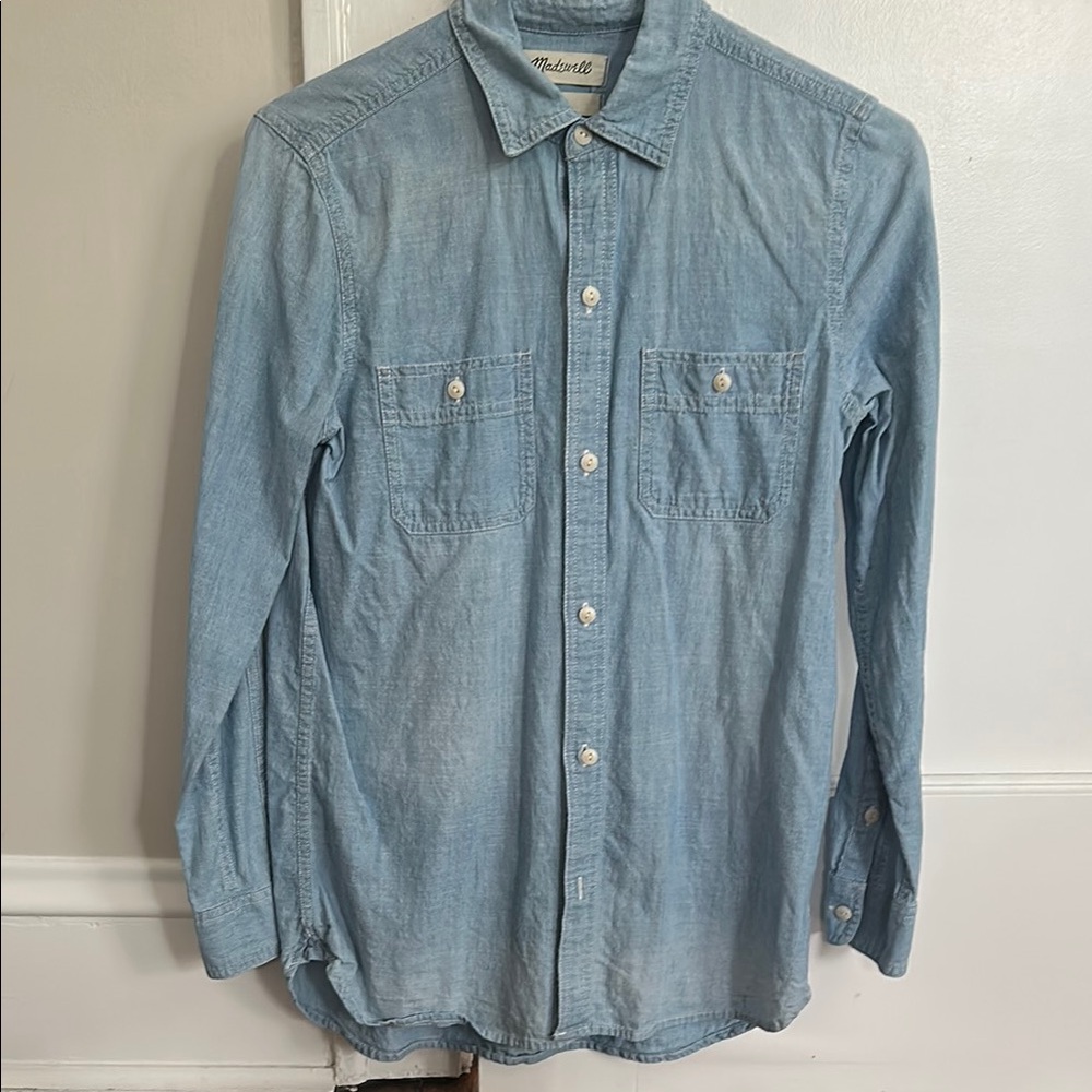 Madewell Chambray Button Down Shirt, size xs
